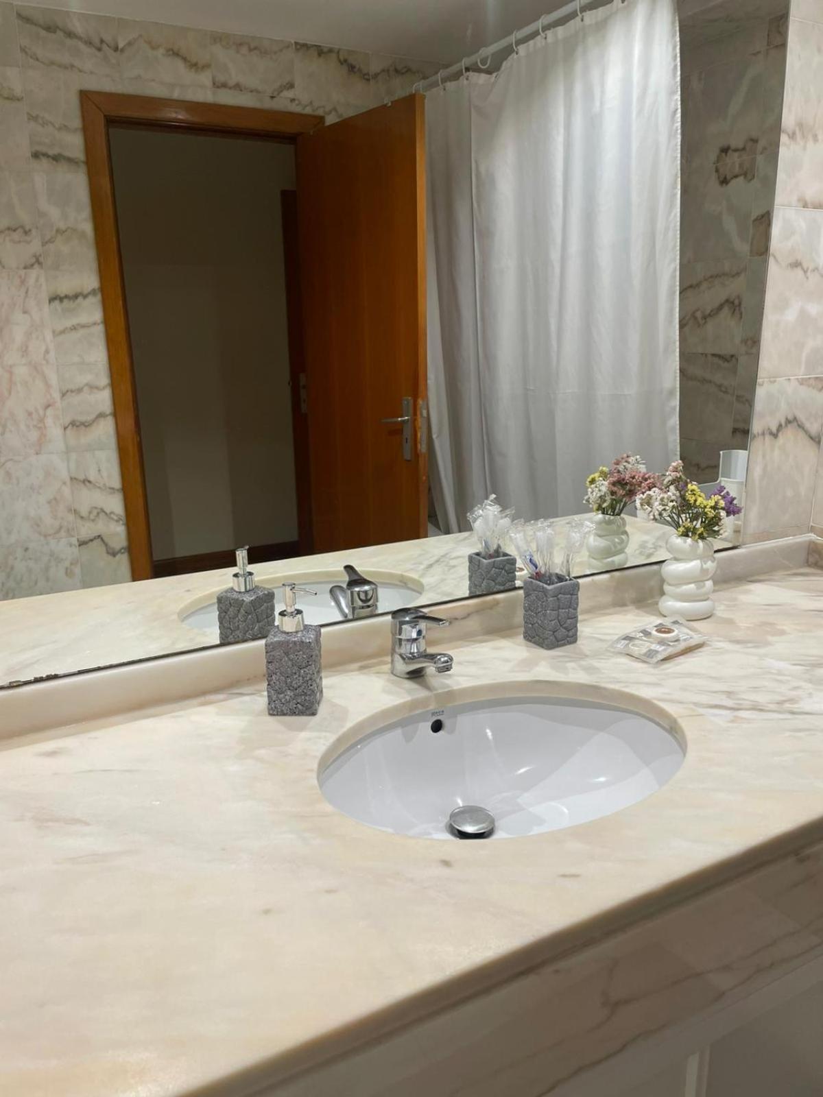 Eixo Atlantico Apartment Braganca Exterior photo